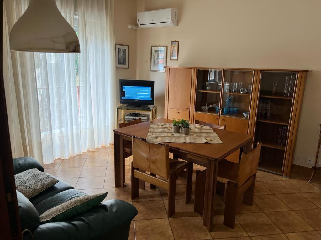 شقة Casa Della Zia تْشيفالو المظهر الخارجي الصورة